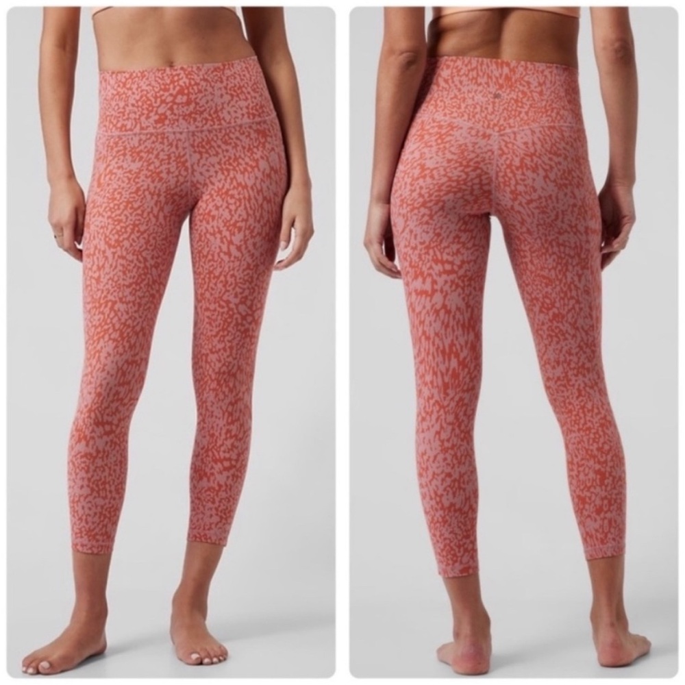 Athleta Salutation 7/8 legging stash pocket pink orange animal print size M